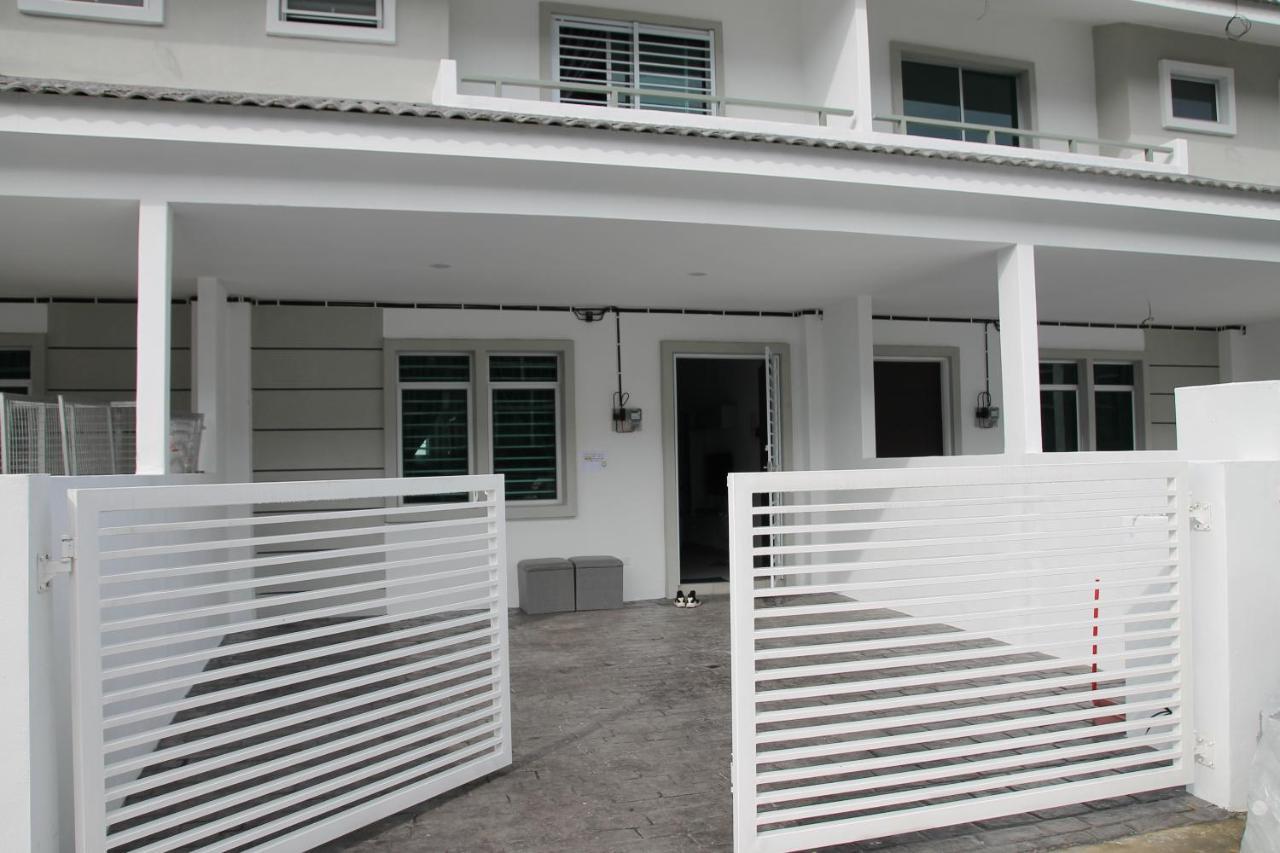 Bricks Terrace House 4R 3Br Villa Brinchang Exterior photo